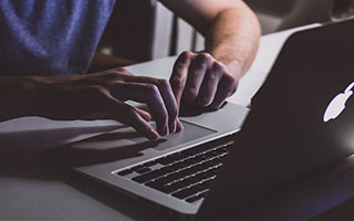 imToken 2.0国际版官网下载后，如何用内置工具发现投资新机会？